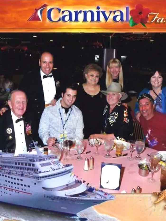 Elvis Cruise 2012 group photo